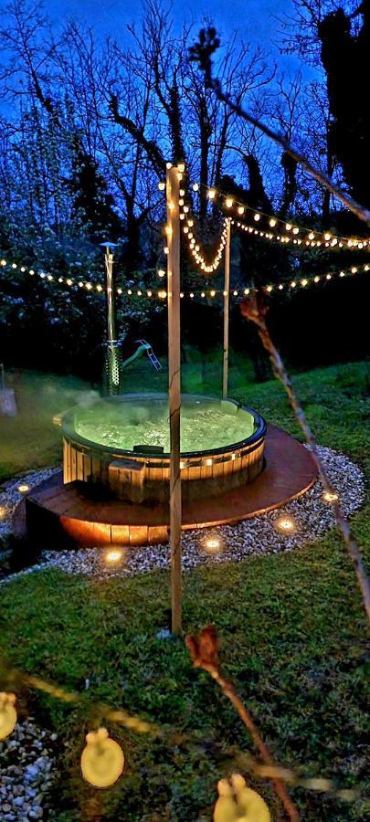 Kuca Za Odmor Malia Sa Spa Hot Tub Jacuzzijem - Nice And Cozy - Free Tickets To All City Attractions Ðurđevac Kültér fotó
